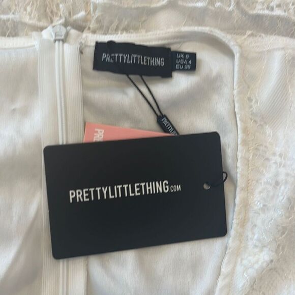 PrettyLittleThing White Lace Deep Plunge Long Sleeve Fit Flare Ruffle Dress Sz 4 - Picture 4 of 8